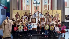 Kinderfeier ehrte Gottesmutter und christliche Familie in Düsseldorf