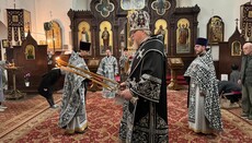 Erzbischof Tichon von Rusa feierte Liturgie der vorgeweihten Gaben in Berlin