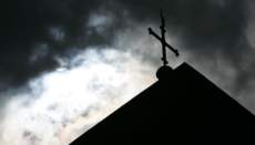 Katholischer Priester wegen sexuellen Missbrauchs von Jugendlichen vor Gericht