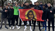 Glaube und Ausdauer: Orthodoxe Jugendliche liefen durch Düsseldorf