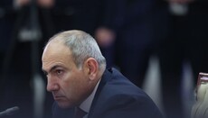 Armenische Gläubige versuchten, Pashinyan aus der Kirche zu vertreiben