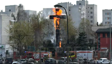 Papstkreuz in Warschau geriet am katholischen Karfreitag in Brand