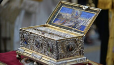 Gürtel der Hl. Jungfrau Maria vom Berg Athos in serbische Kirche gebracht