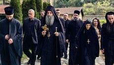 Patriarch Porfirije beging den Karfreitag im Patriarchat von Peć