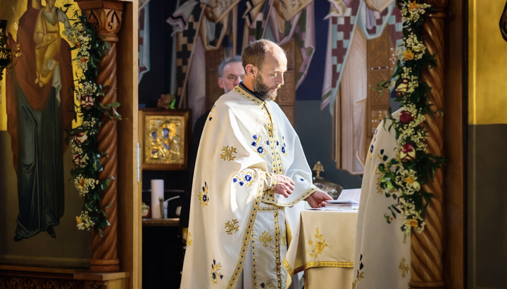 Priester Dr. Dragiša Jerkić predigte über Glauben, Frieden und Erneuerung