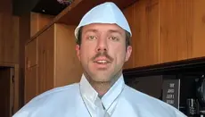 Fitness-Influencer Christian Wolf sorgte mit Papst-Parodie für Kritik
