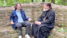 „Weg nach Emmaus“: Neue Interviewreihe beleuchtet Wege zur Orthodoxie