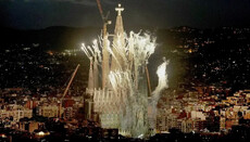 Papst weihte Hauptturm der Sagrada Família – jetzt höchste Kirche der Welt