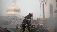 Behörden der Ukraine und Russlands erklärten den Angriff auf die Lawra unterschiedlich