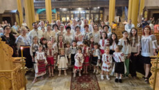 Fest rumänischer Trachten und Traditionen in Luxemburger Gemeinde gefeiert