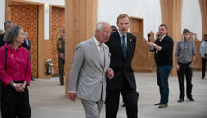 König Charles III. stattete Moschee in Cambridge ersten offiziellen Besuch ab