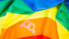 Schüler soll nach Fernbleiben von LGBTQ-Workshop Bußgeld zahlen