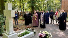 Gedenken an den verstorbenen russischen Erzbischof Theophan in Berlin