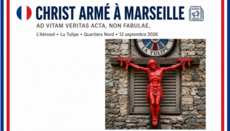 Christusfigur mit Maschinenpistolen auf Festival in Frankreich aufgestellt