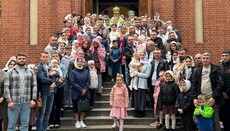 Erzbischof Tichon besuchte moldawische Gemeinde in Berlin