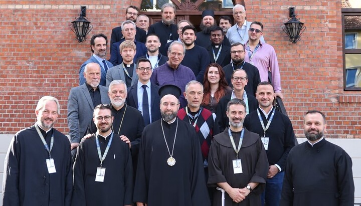Metropolit Grigorije begrüßte die Teilnehmer der internationalen Konferenz über das theologische Werk von Johannes Zizioulas im serbisch-orthodoxen Kloster Mariä Himmelfahrt in Hildesheim-Himmelsthür. Foto: Zizioulas-Stiftung