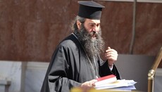 Metropolit Tychikos bittet Zyperns Synod um Erlaubnis zu Gottesdiensten