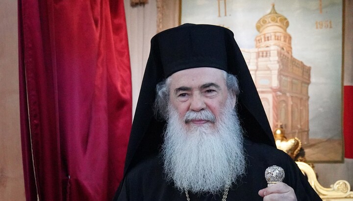 Patriarch Theophilos III. von Jerusalem (Archivbild, 2021). Foto: Griechisches Außenministerium / Charis Akriviadis, CC BY-SA 2.0, Ausschnitt.