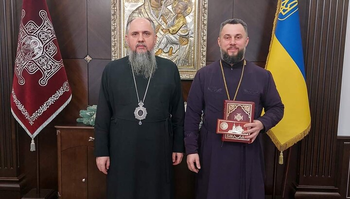 Sakrileg im Altar und geschlagene Gemeindemitglieder: Ist das das wahre Gesicht der OKU? фото 3