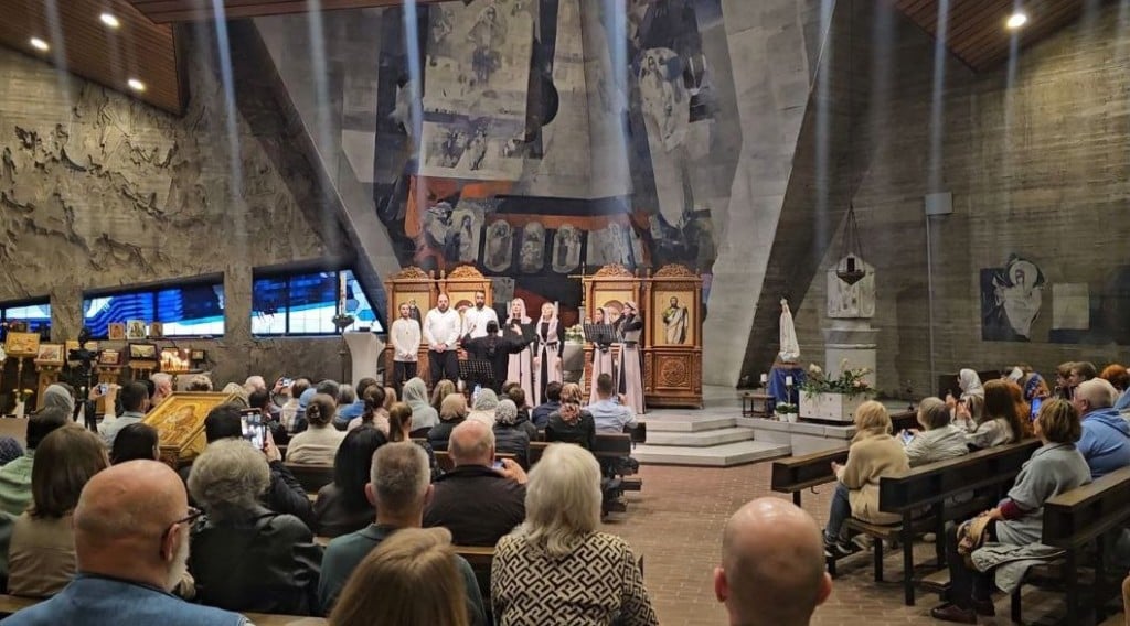 Schema-Archimandrit Seraphim (Bit-Haribi) besuchte die UOK-Gemeinde in Köln фото 1