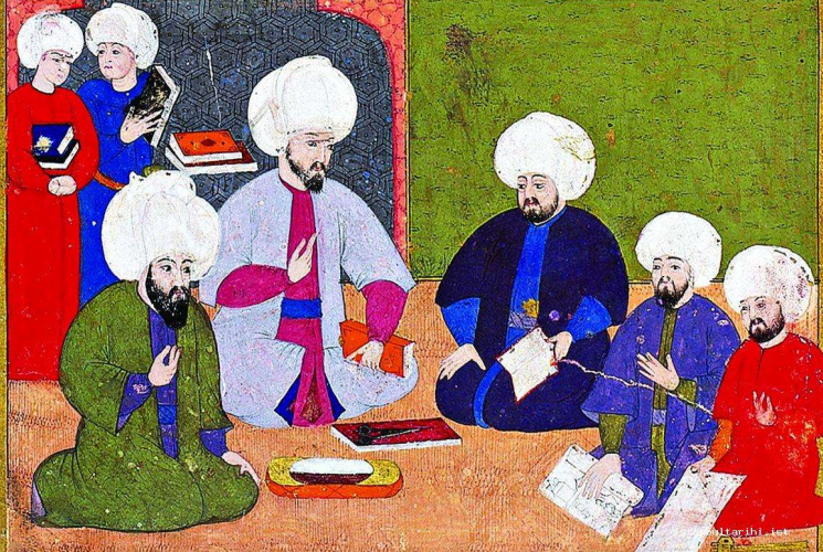 Osmanische Miniaturmalerei am Topkapı Palast. Rat aus einem Schriftsteller, einem Kupferstecher, einem Schreiber und einem Gelehrten im Osmanischen Reich. Ein ähnliches Szenario wie beim hl. Ahmed dem Kaligraphen. Quelle: History of Istanbul
