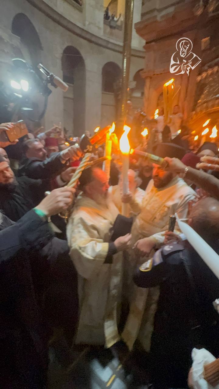 Herabkunft des heiligen Feuers geschehen фото 1