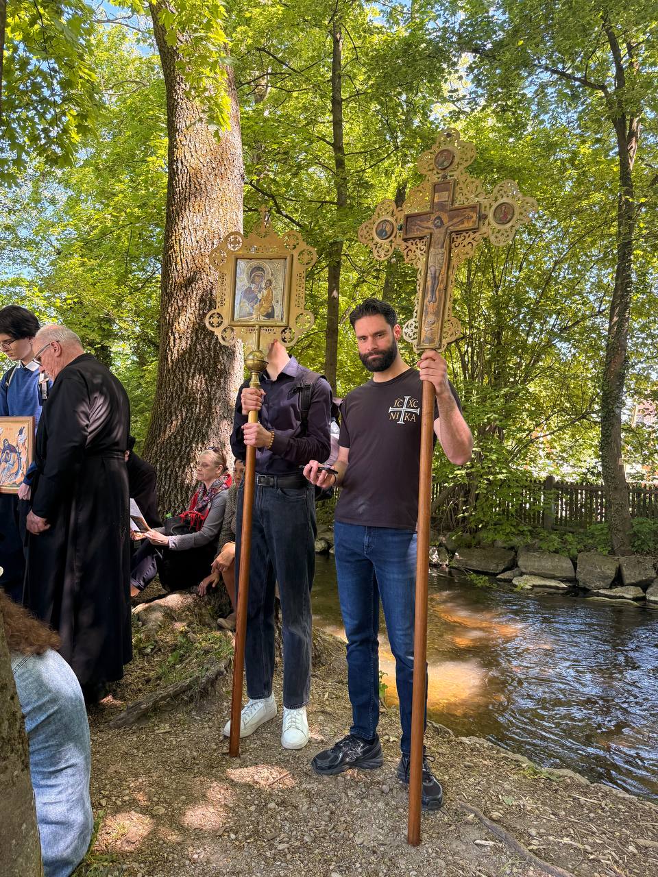 Orthodoxer Kreuzweg zog von München zur KZ-Gedenkstätte Dachau фото 1