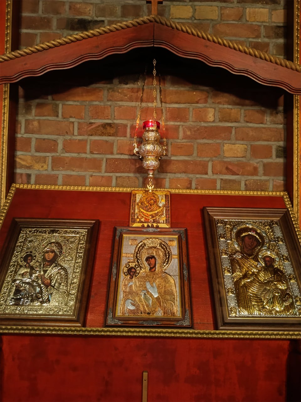 Nachwort zum Projekt – Erzpriester Mladen Janjić blickt auf sechs Monate deutscher Liturgie in Köln zurück фото 4