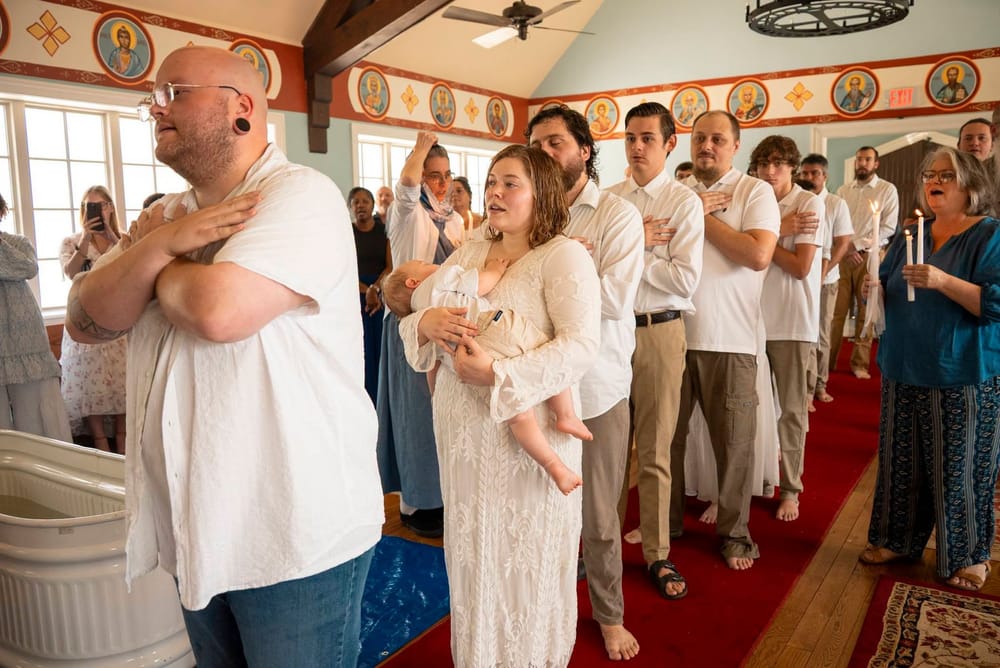Gemeinde in Mississippi taufte 22 neue Mitglieder in freudiger Feier - Foto 1